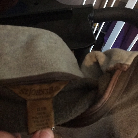 Fleece - Picture 2 of 3